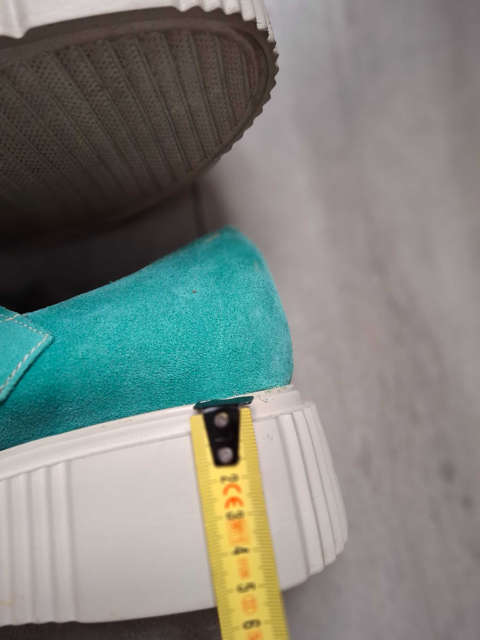 półbuty casu  zielone na białej platformie długość wkładki 26 cm