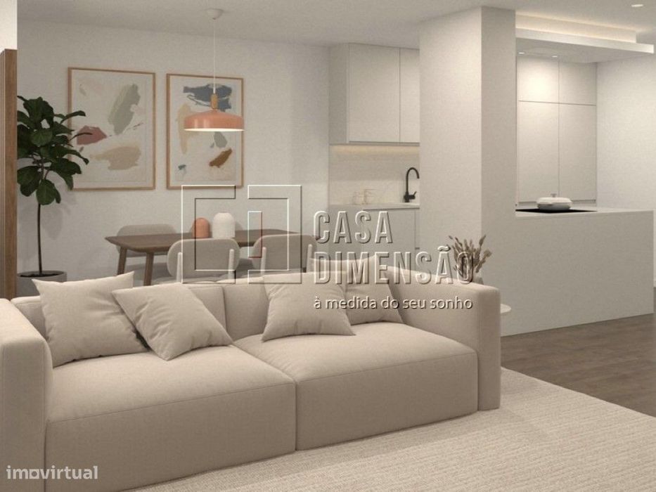 Apartamento de tipologia T1, em Carnaxide, em fase final de uma rem...