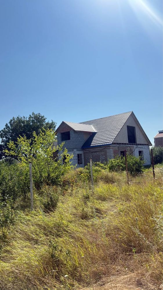 Продаж недобудованого будинку Підгайці