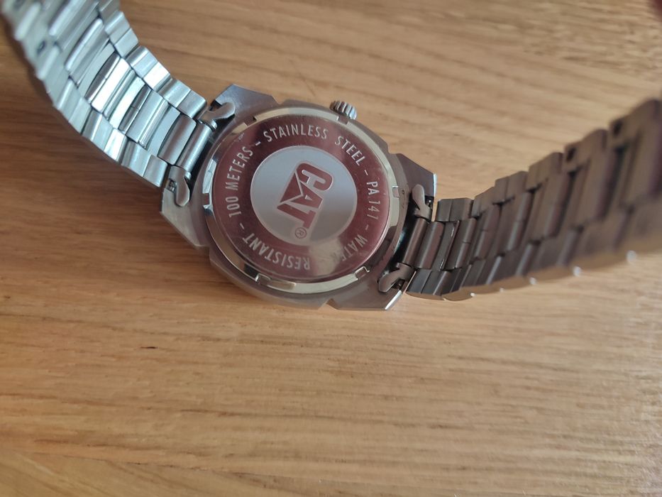 Zegarek męski kwarcowy z datownikiem CAT DP10