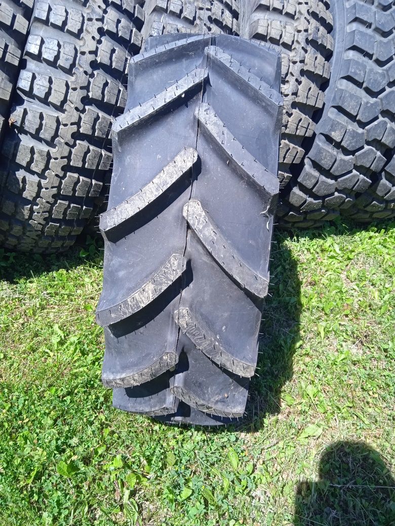 Opona 300/70R20 Mitas Nowa
