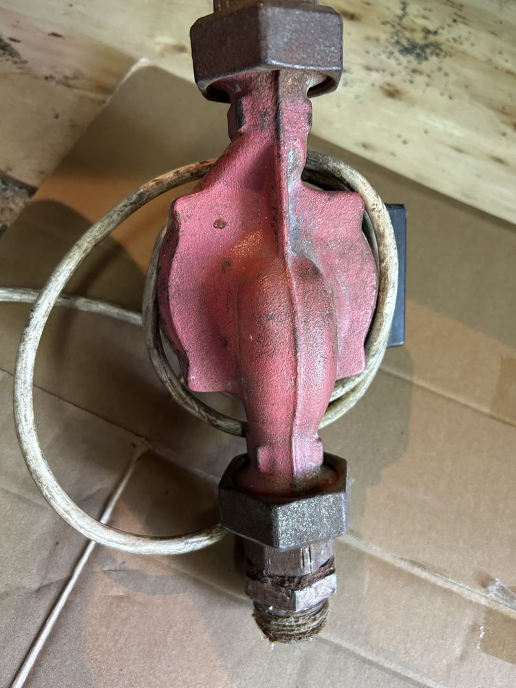 Pompa obiegowa Grundfos