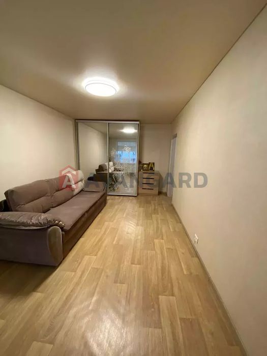 Продам 1к.кв 39кв.м пр.О.Поля 2поверх /12 з меблями та технікою