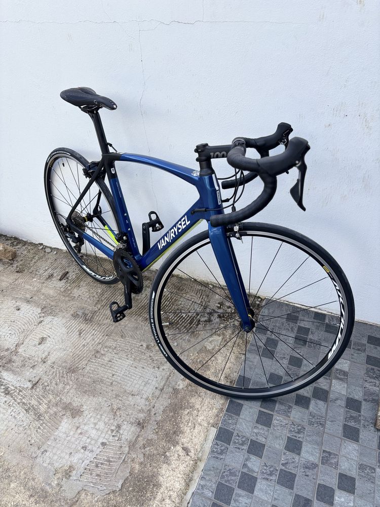 Bicicleta Van Rysel Shimano 105 Tamanho S