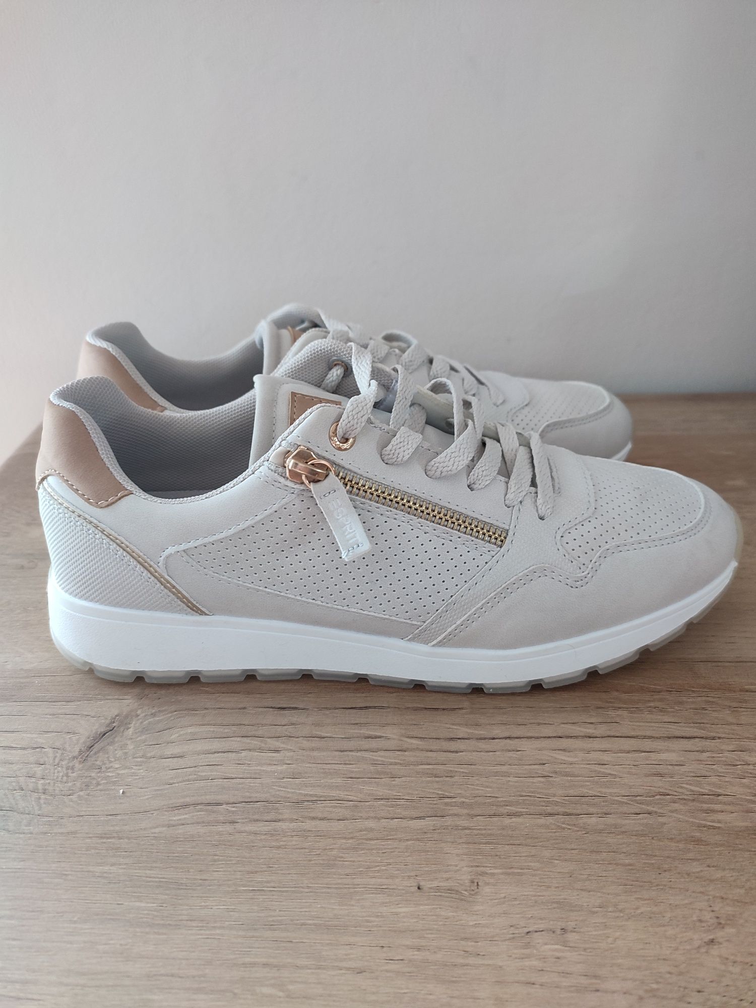 Buty sportowe Sneakersy Esprit r.40 nowe