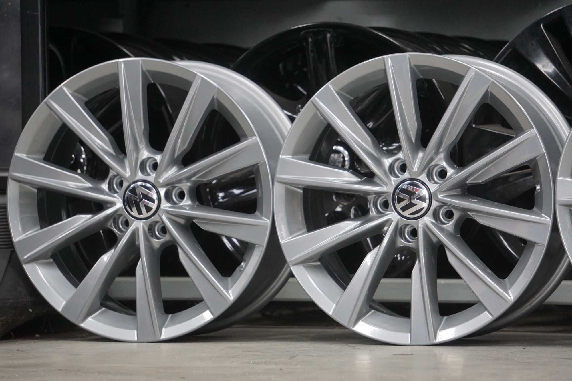 Alufelgi oryginał VW 5N0 5x112 7Jx17 et43 cb57,1mm efekt Vicrom