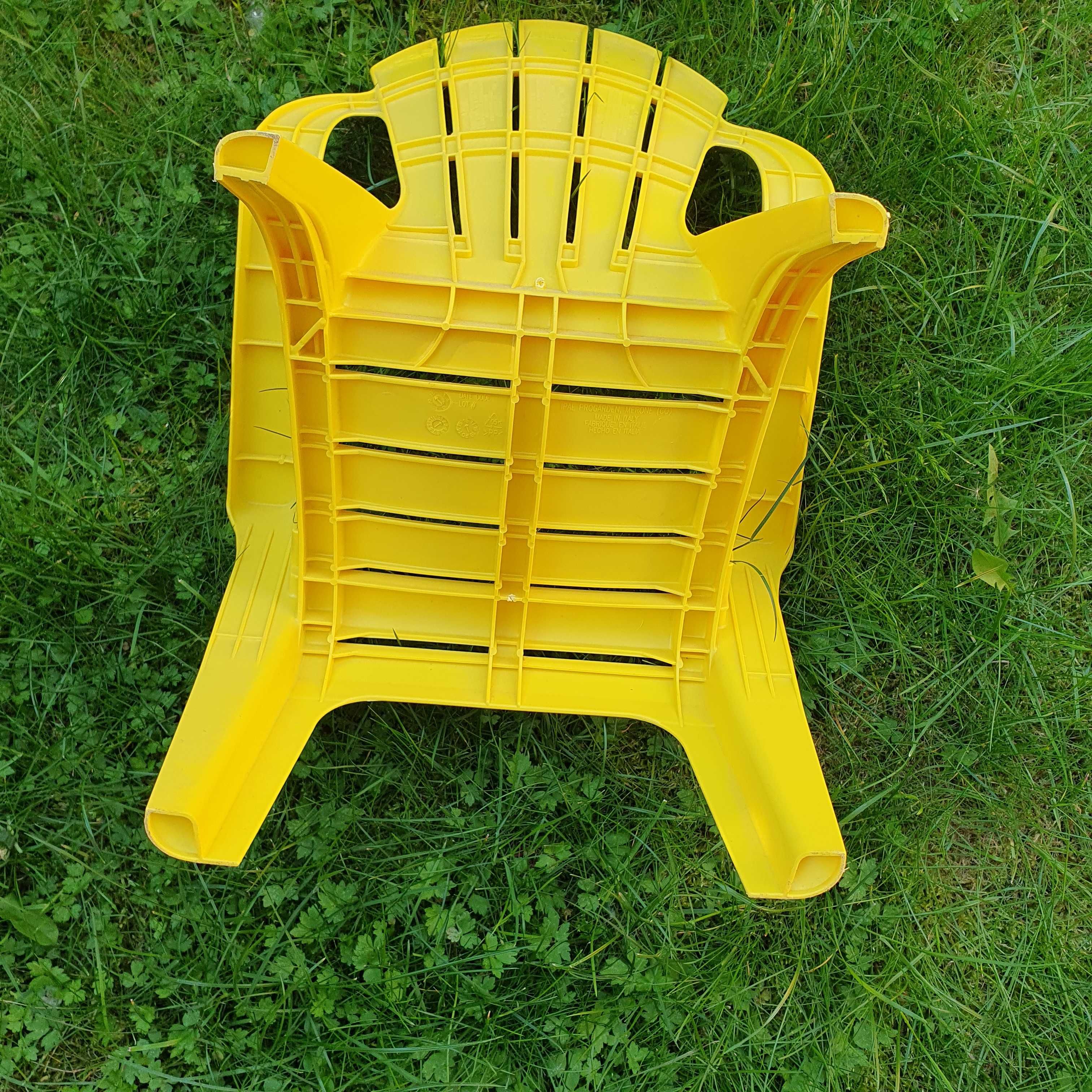 Krzesełko plastikowe
