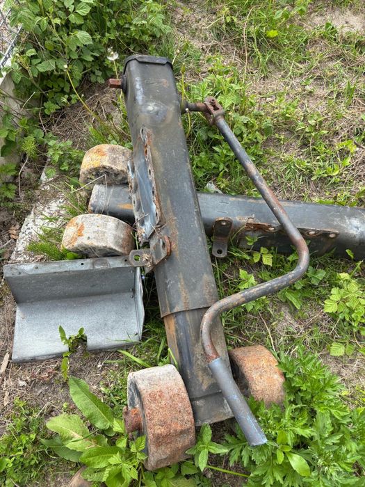 Podpory naczepy + przednia ściana naczepy aluminiowa