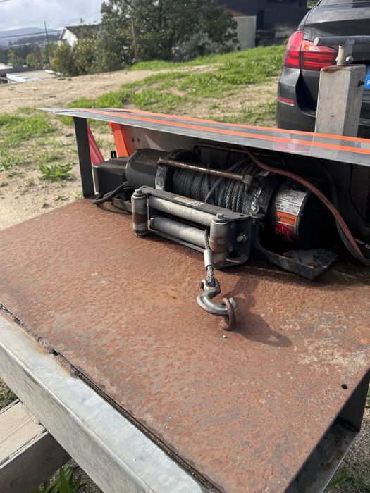 Atrelado/ reboque porta carros