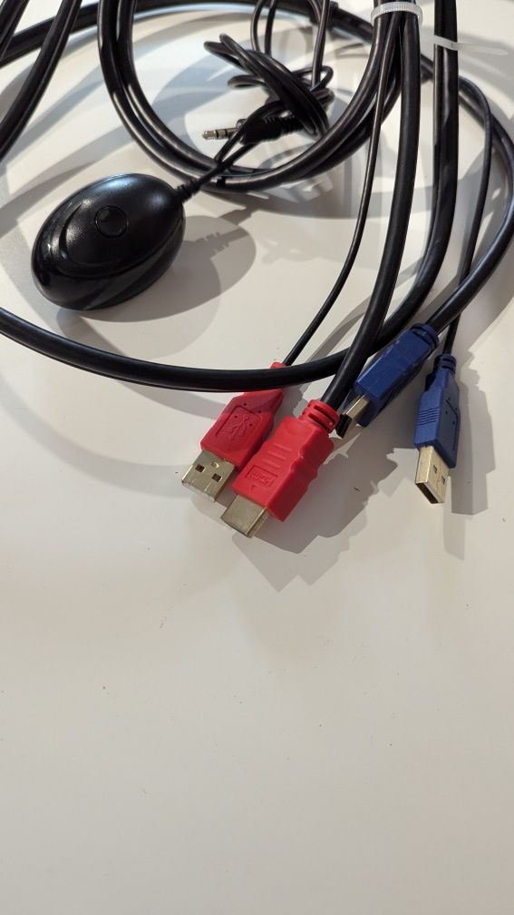 Switch KVM USB + HDMI 2/1 Sacetronic SPH-KVM21