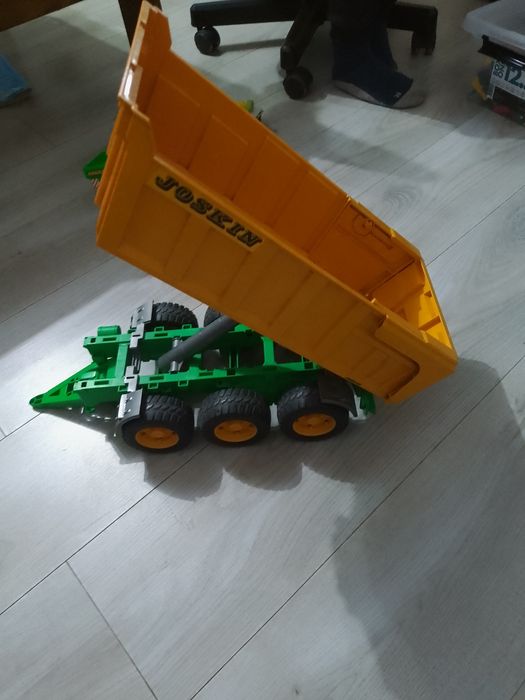 Sprzedam przyczepę firmy bruder