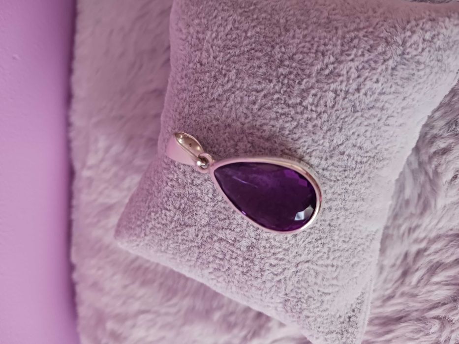 zawieszka srebrna z ametystem łezka