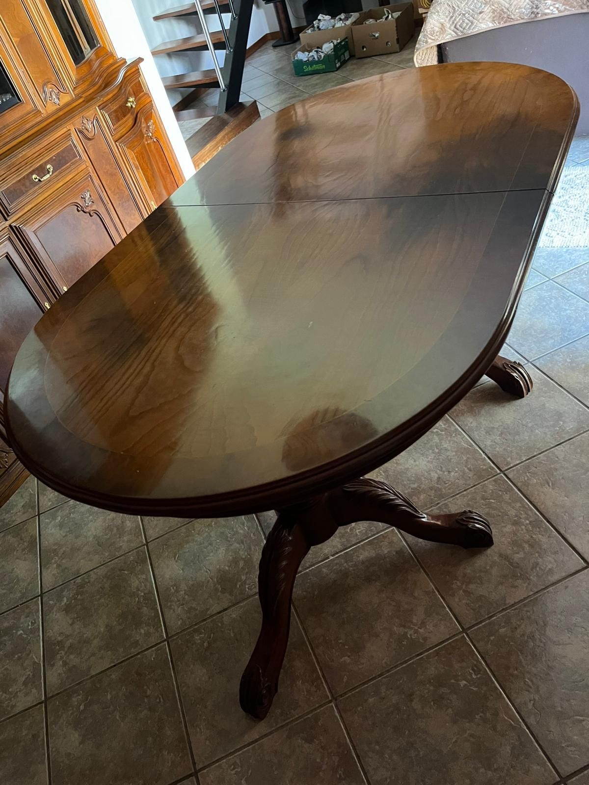 Mesa de jantar em cerejeira