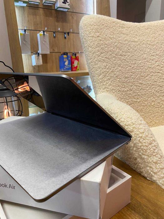 Ноутбук Apple MacBook Air 13,6" M3 16/256GB Space Gray (MC8G4) 2024