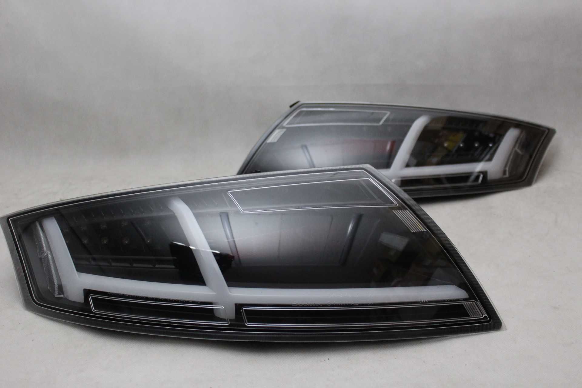 Lampy tylne tył AUDI TT 8J 2 II 06-14 LED BLACK BAR NEON Dynamiczne