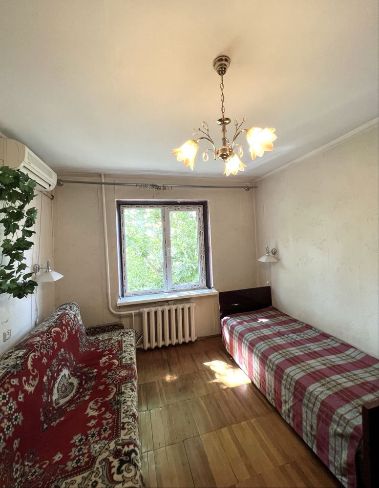 Продается 2 ком кв в Осипенковском р-не по ул Дегтярева