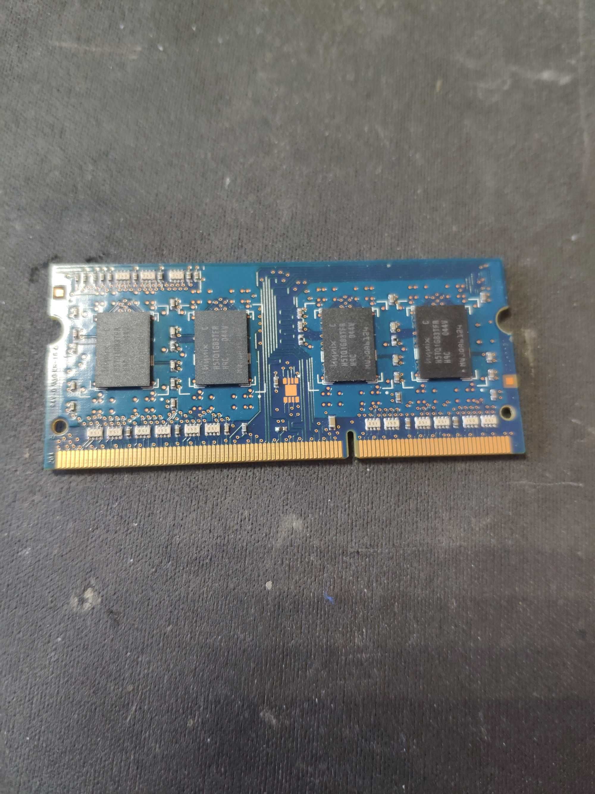 Оперативная память для ноутбука SODIMM Hynix DDR3 1Gb 1333MHz