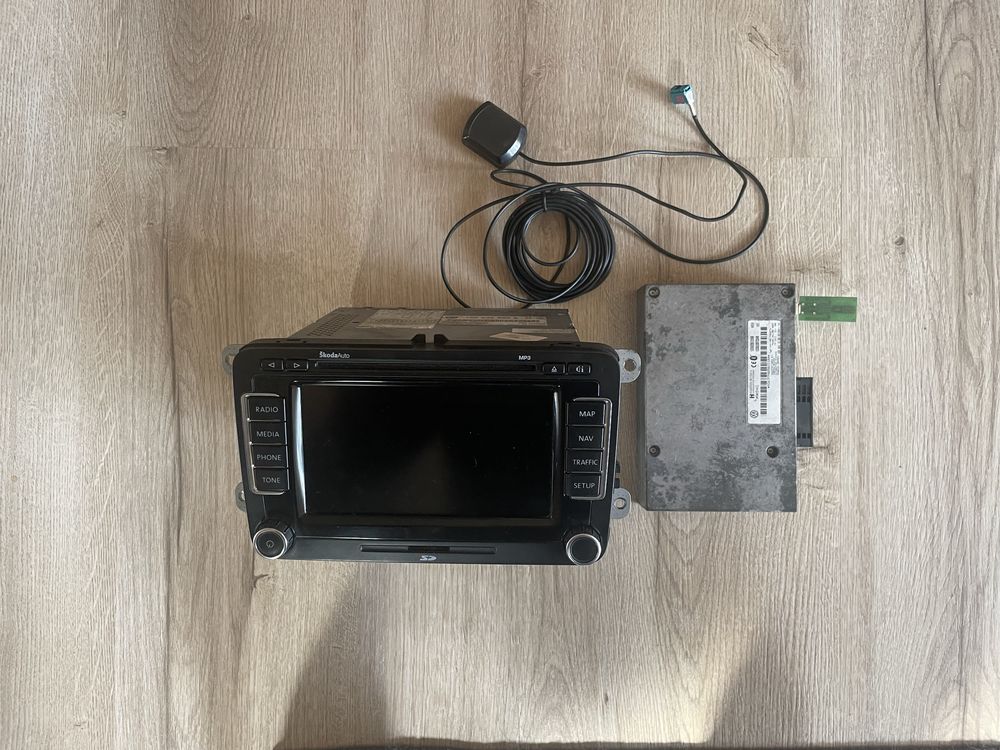 Radio nawigacja RNS 510 z modułem bluetooth  i anteną gps