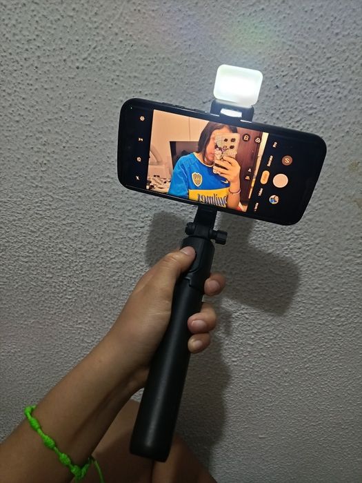 Беспроводная селфи палка, штатив для фото Bluetooth кнопка в комплекте