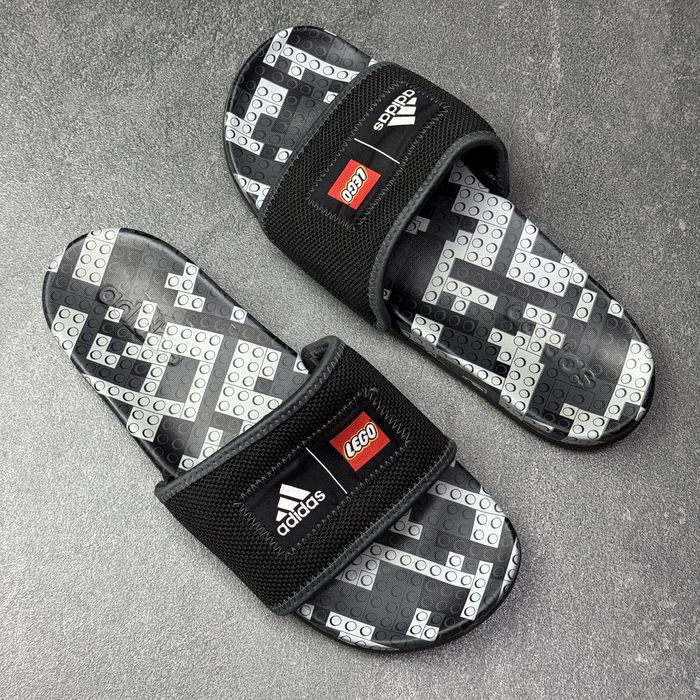 ОРИГІНАЛ 100% 42р. Тапочки шльопанці адідас Adidas Lego GW0822