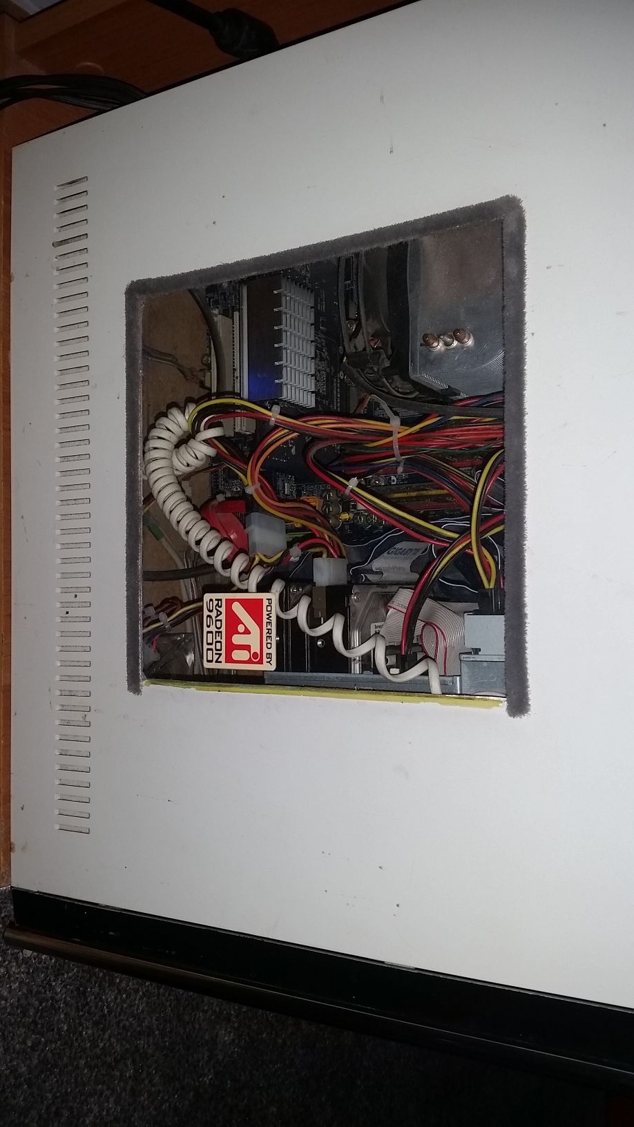 Komputer PC stacjonarny