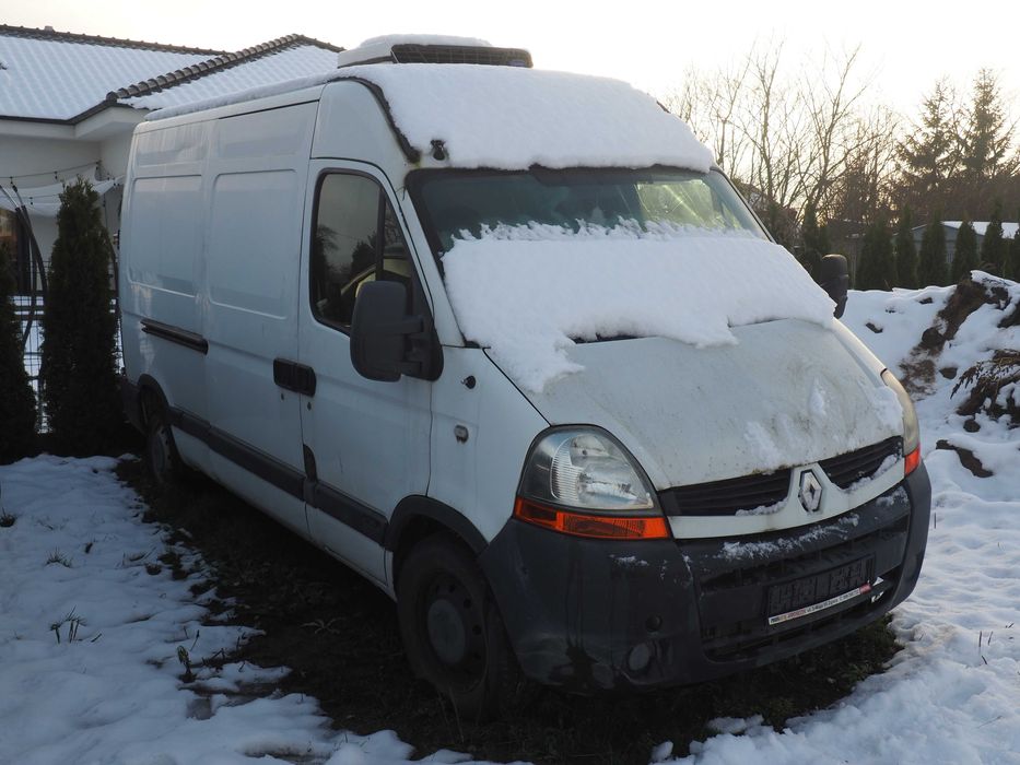 Tanio  samochód master - interstar do remontu dwa w cenie jednego.