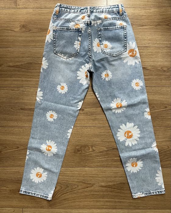 Nowe damskie jeansy w kwiaty rozmiar XS