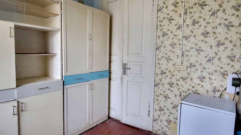 Здаю половину будинку