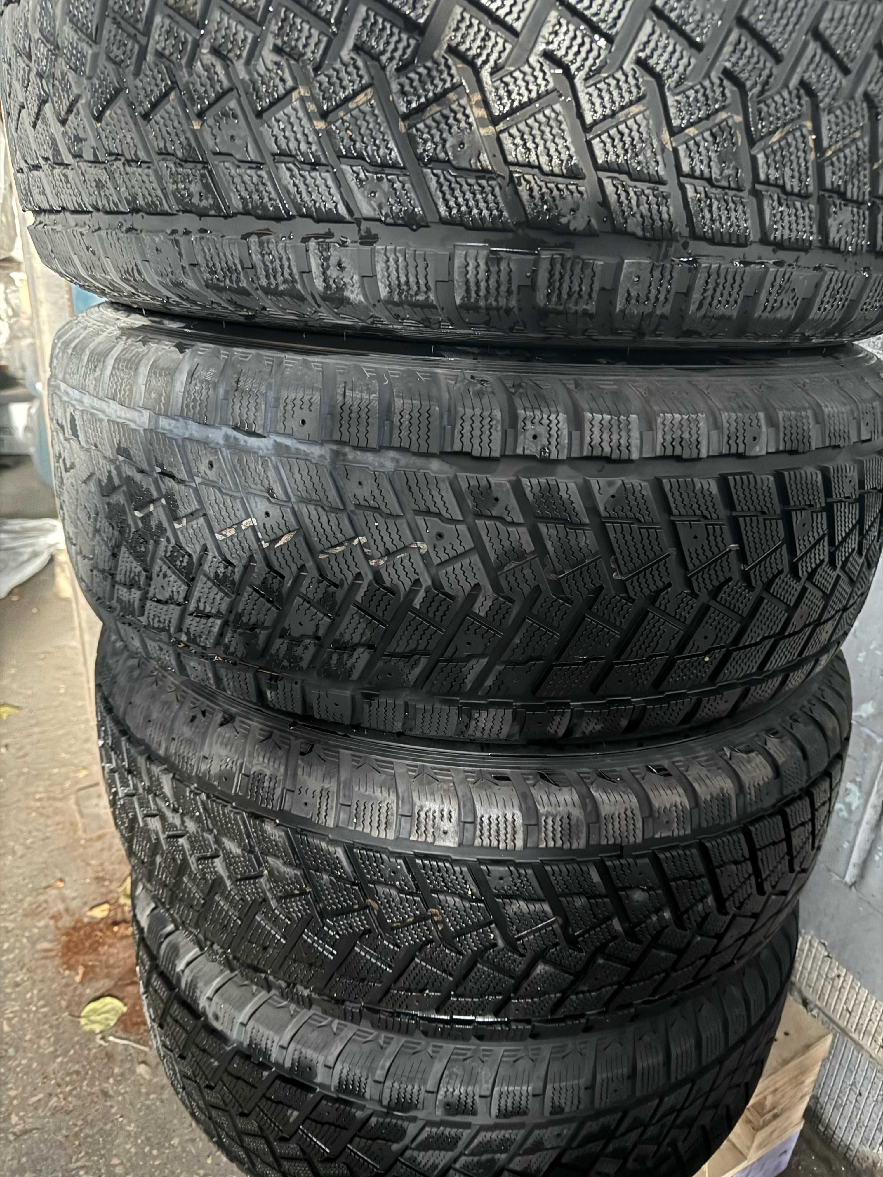 Диски Toyota Hilux, Land Cruiser Prado R17 (ОРИГІНАЛ) с резиной