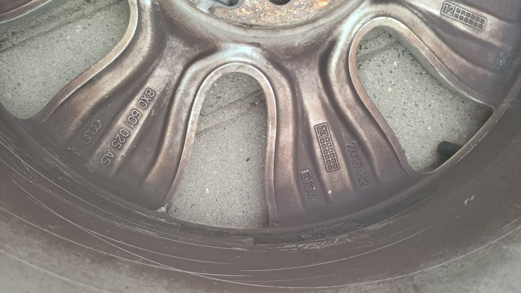 4 x felga aluminiowa Audi R16 5x100 et34 7Jx16H2