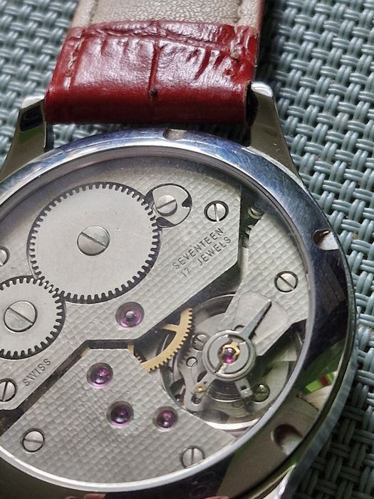 Tissot z mechanizmem ETA Unitas piękny