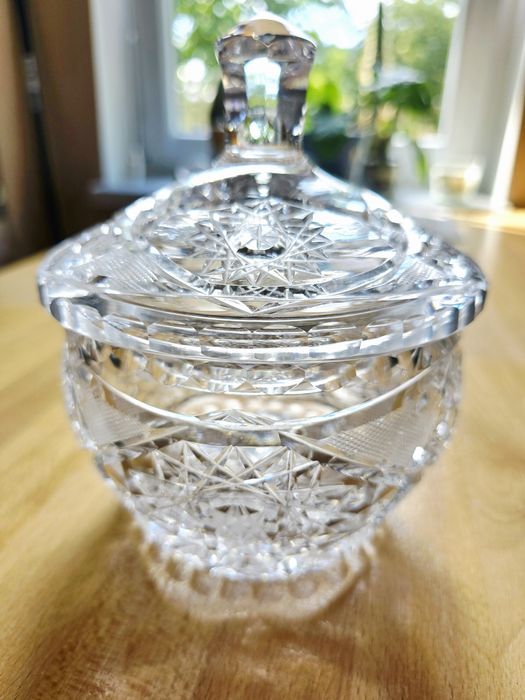 Cukierniczka krysztalowa