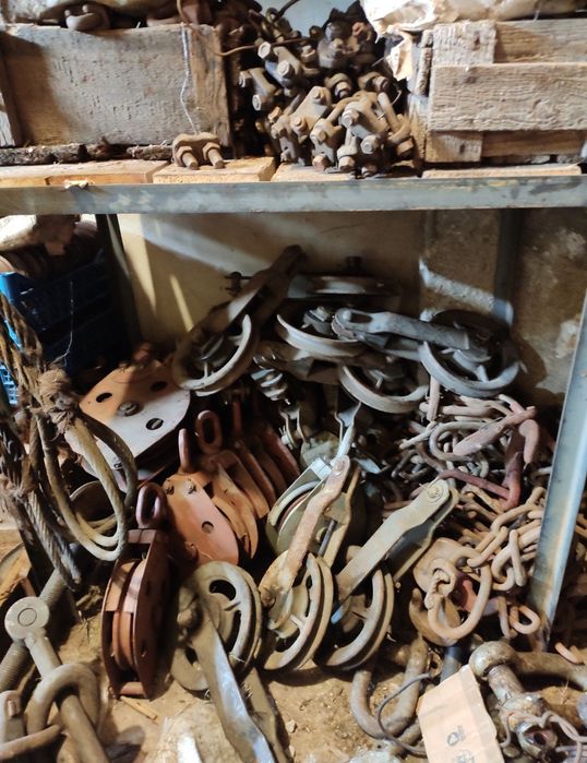 Полиспаст, блок грузовой монтажный, крановая подвеска, каретка тали