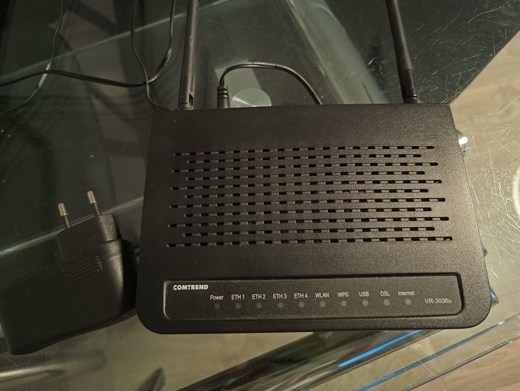 Modem, router Comtrend VR-3036u