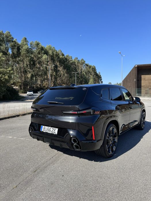 BMW XM 50E plug-in