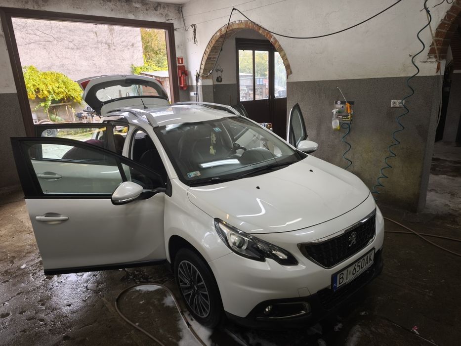Peugeot 2008 pure tech (2018) 1.2 benzyna z polskiego salonu