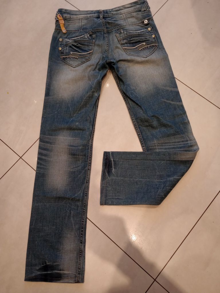 Spodnie damskie jeans