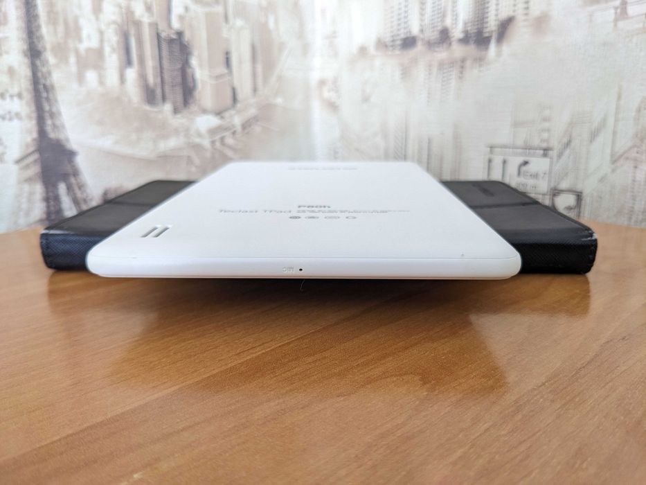 Планшет Teclast P80H + чехол