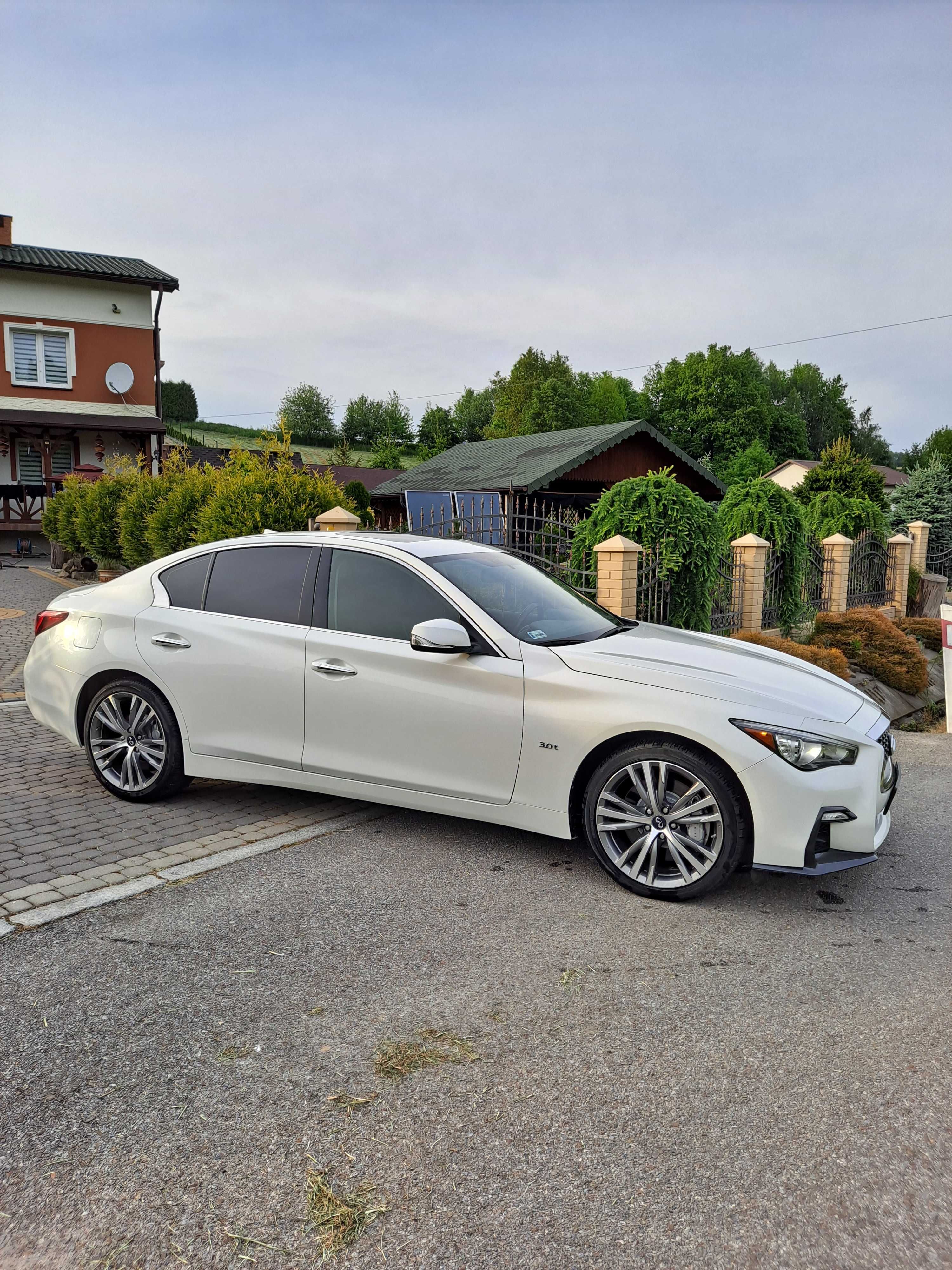 Sliczne infiniti q50 niski przebieg jedyne takie