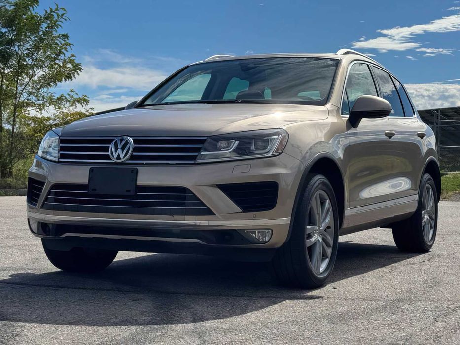 Volkswagen Touareg      2016