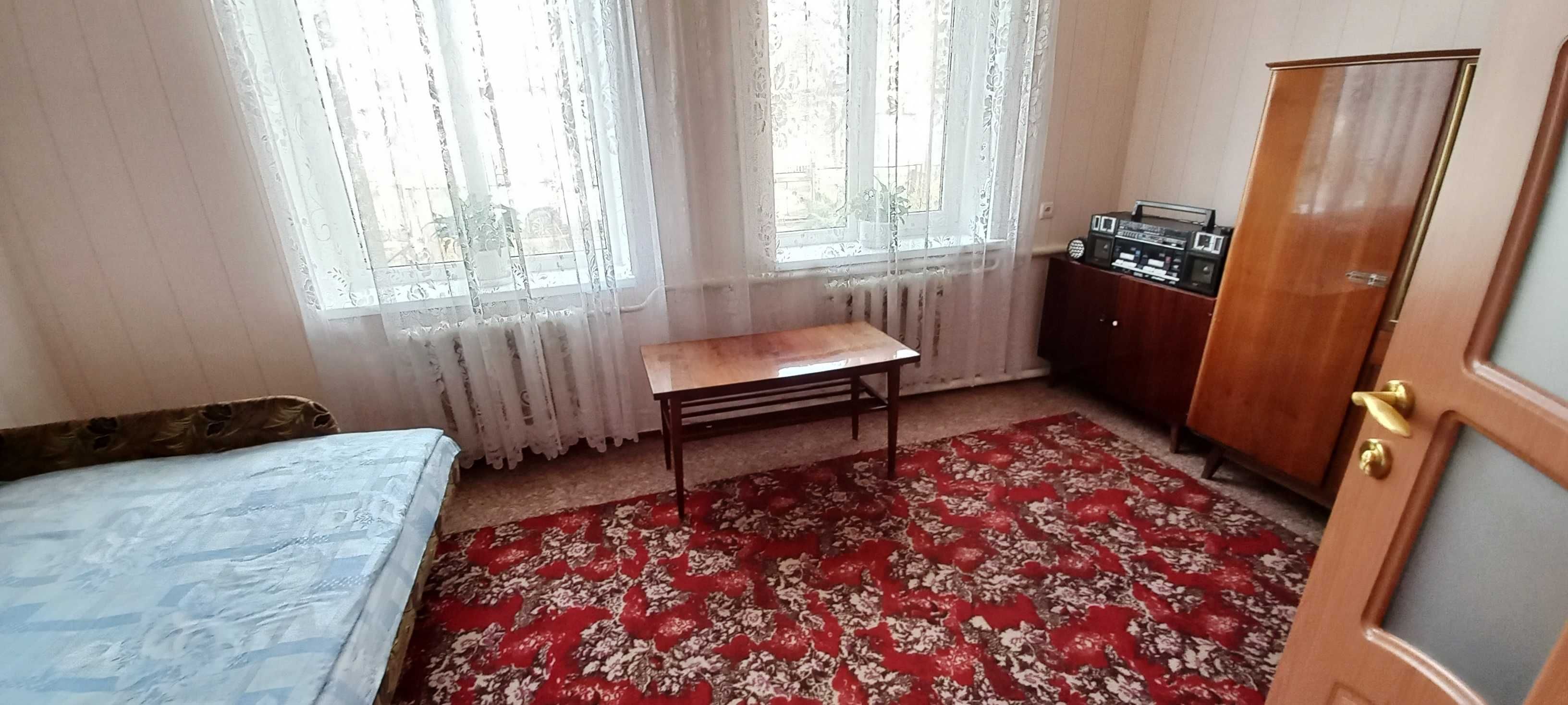 Продам 2 комн квартиру-дом,  12 квартал, район Шинной