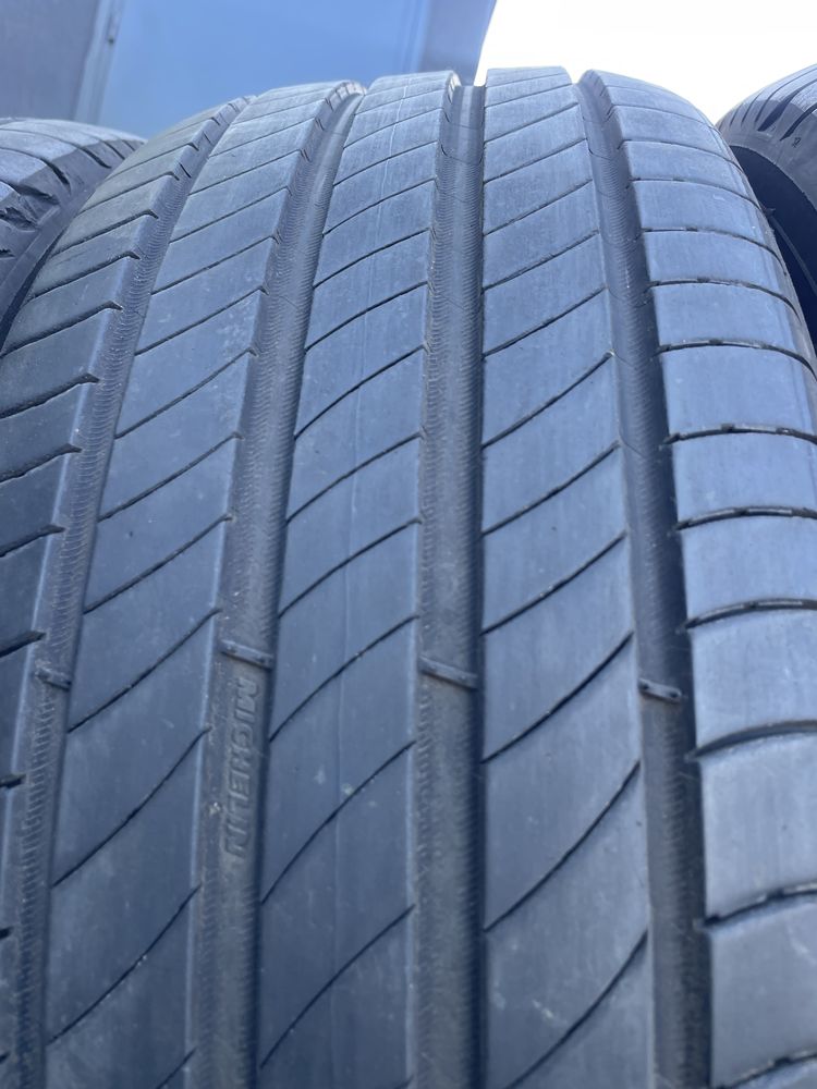 Шини літні 215/55 r17 Michelin стан нових