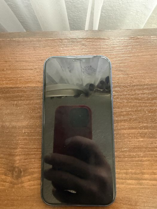 Продам айфон 12 памяті 64