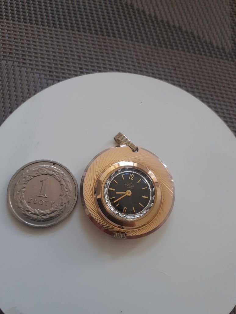 Przywieszka złocony zegarek szwajcarski