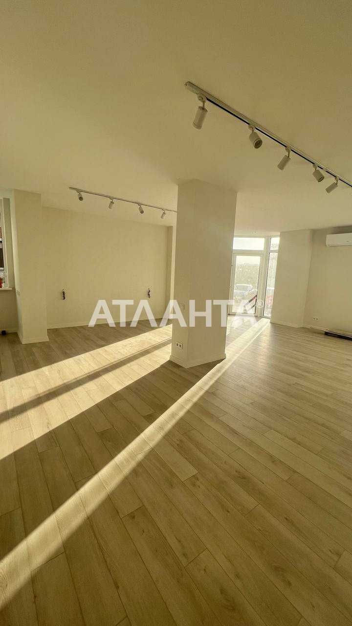 Продается студия с ремонтом 60 м² в "Цветном Бульваре"  г. Черноморск.
