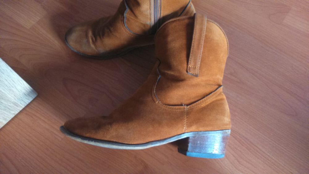 Botins camel (estilo cowboy)