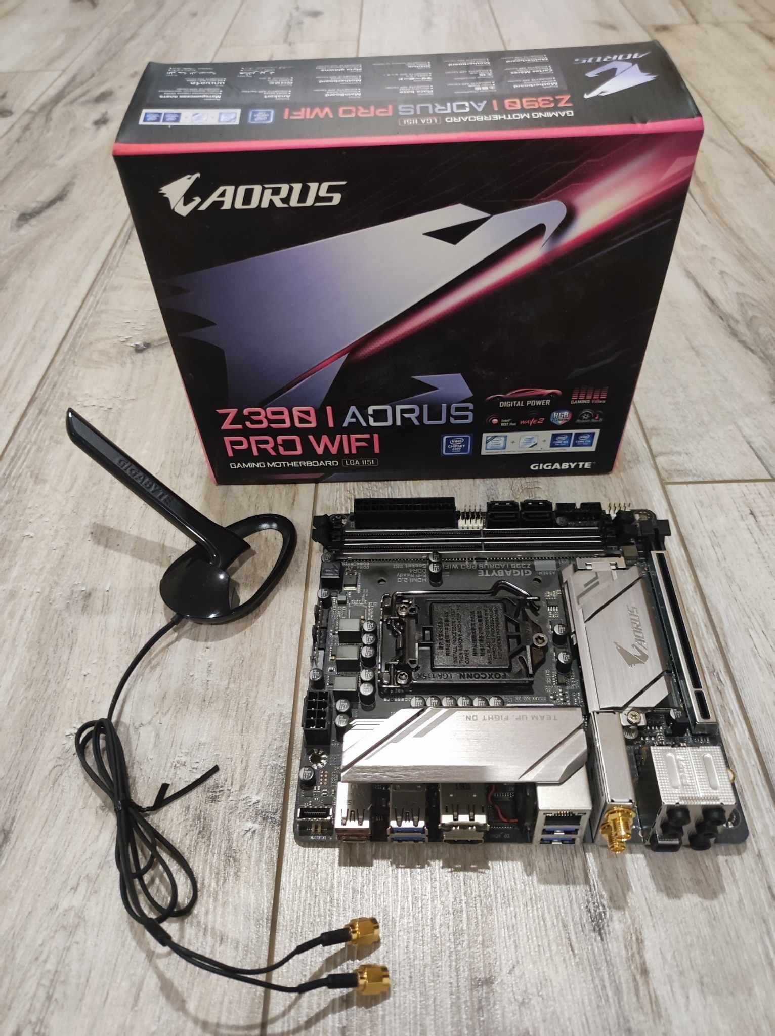 Материнська плата Mini-ITX Gigabyte Z390I AORUS PRO WIFI
