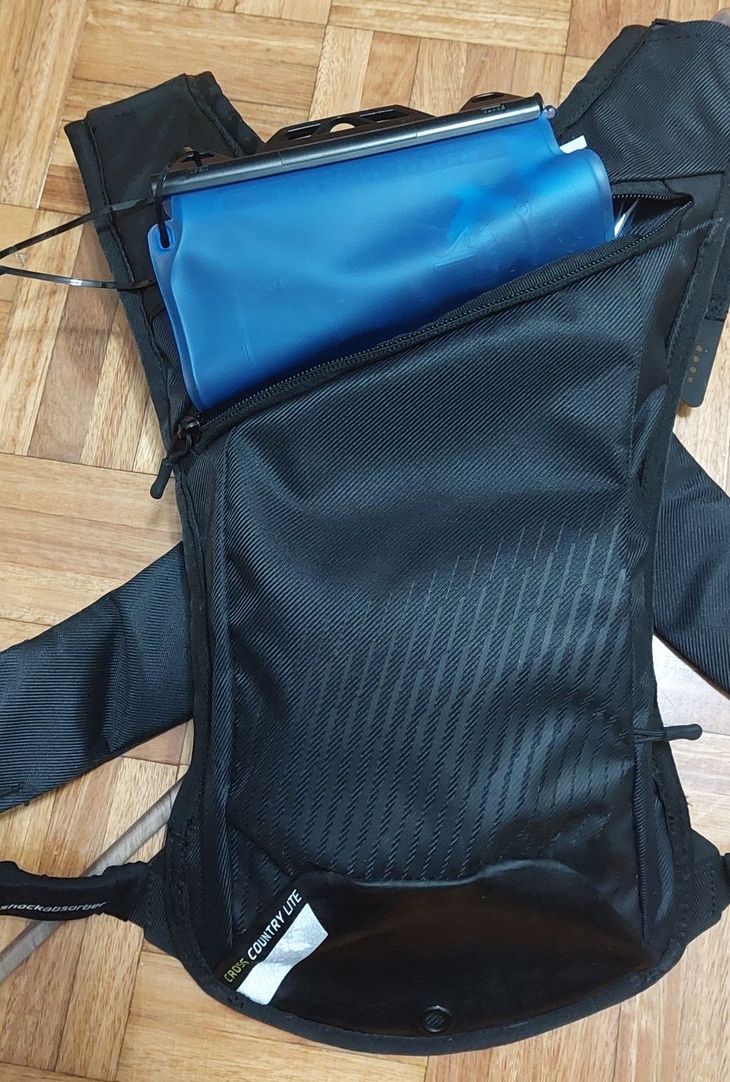 Mochila Rockrider MTB XC 2,5L, 2L água