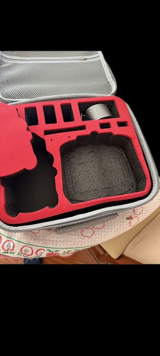 Mala drone  dji Mini 4 pro nova