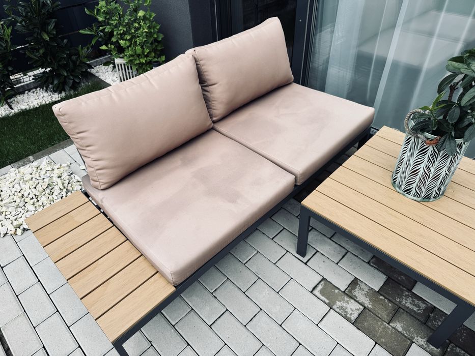 Narożnik Ogrodowy Sofa Stolik
